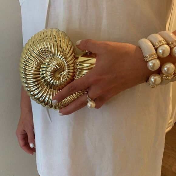 Earrings, real pearls, gold plate, large size, stud style, NWOT, updated classic - Picture 13 of 15